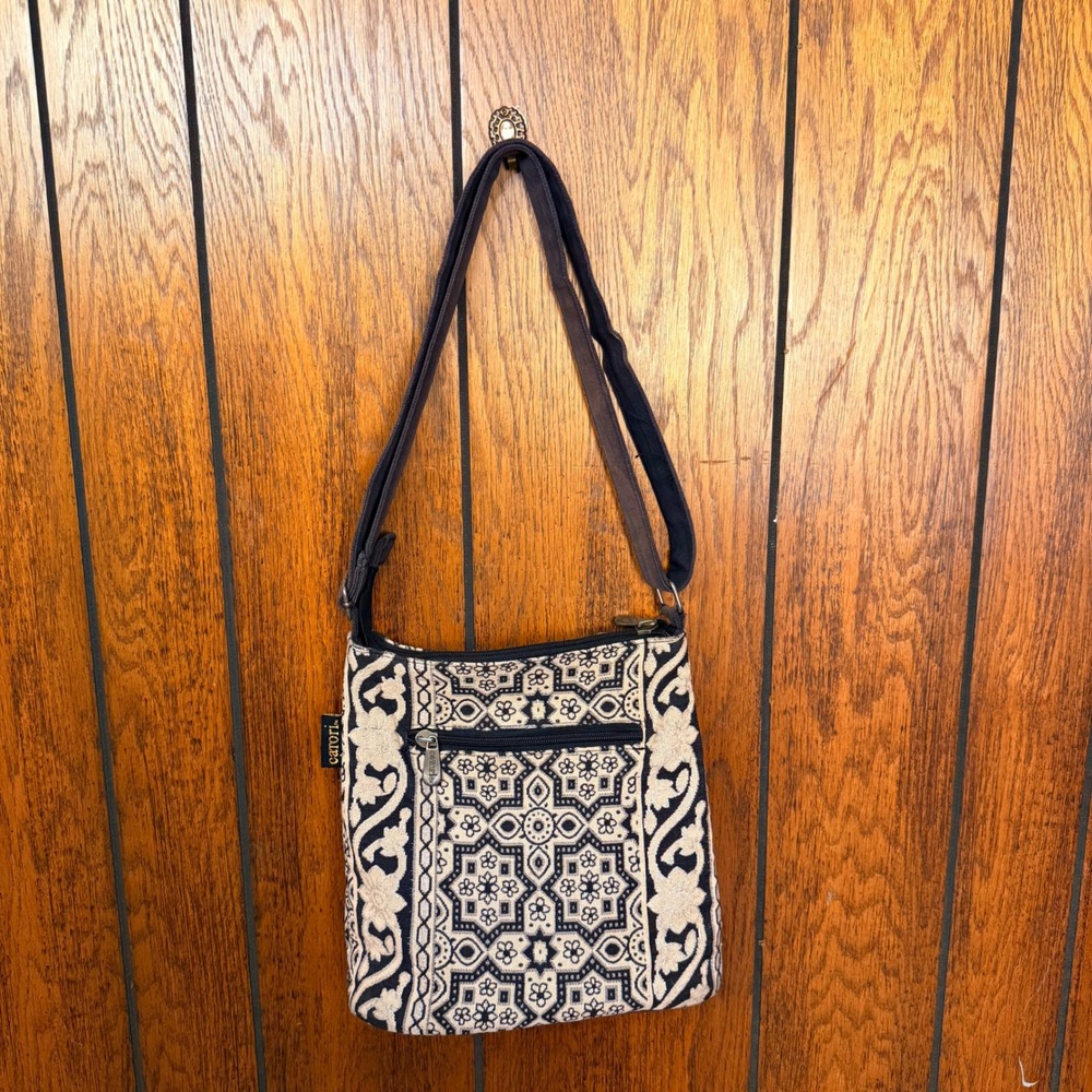 Carori Crossbody Bag Women Small Blue Boho Tapestry Woven Granola Floral Purse